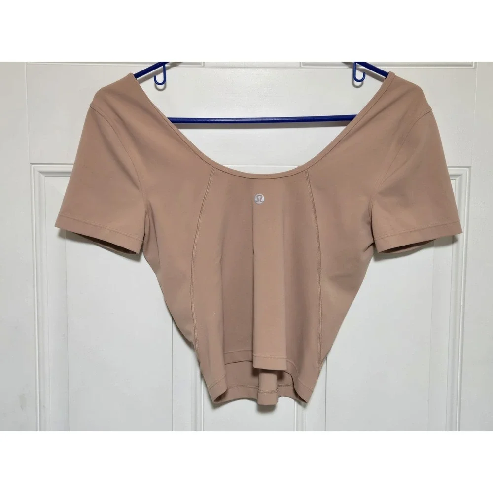 Lululemon‎ Women's Athletic Top Align Tee Beige Crop Scoop Nulu Yoga Pilates